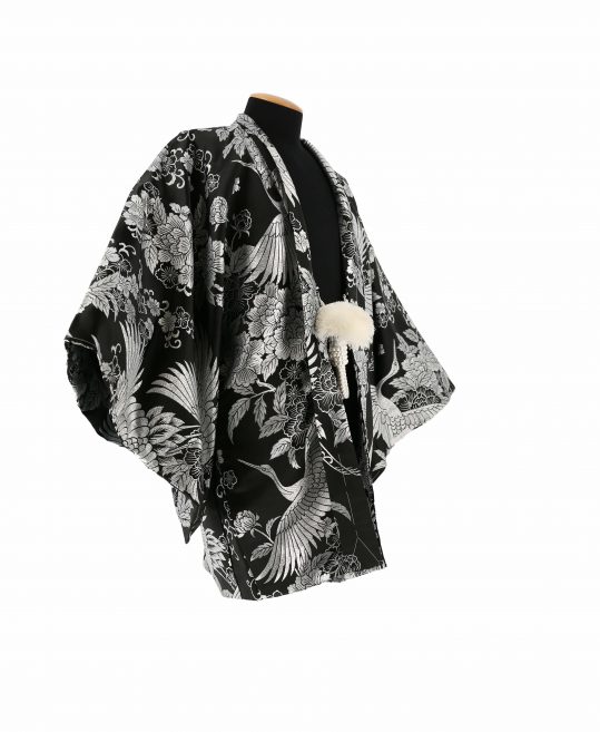 紋付袴レンタル・成人式・結婚式・卒業式【羽織】黒　銀の鶴と牡丹[身長170cm対応]No.322